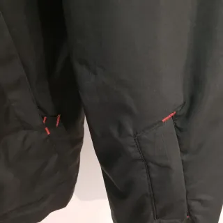 Chaqueta Wed'ze Negra y Roja