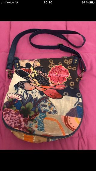 Lote 2 bolsos Desigual y Lois
