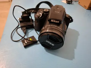 Nikon Coolpix P900 - Zoom 83x Ottico - 2 Batterie