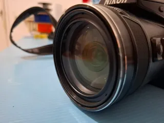 Nikon Coolpix P900 - Zoom 83x Ottico - 2 Batterie