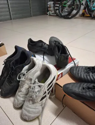 Botas de fútbol para césped