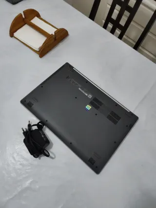 Portátil Lenovo Ideapad 320-15AST Gris/Plata