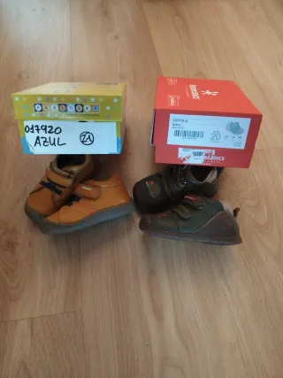 Zapatos niño marrones y verdes