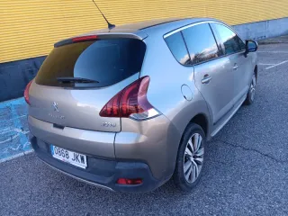 Peugeot 3008 2015