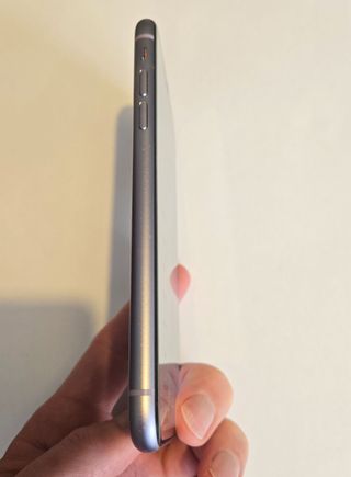 iPhone 11 Morado 128GB estado perfecto iOS 26.2