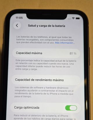 iPhone 11 Morado 128GB estado perfecto iOS 26.2