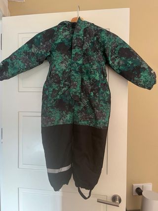 Mono de nieve infantil verde y negro