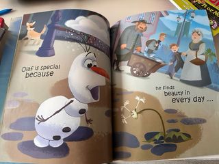 Disney Frozen An Amazing Snowman