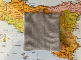 Porta tabacco in velluto a coste