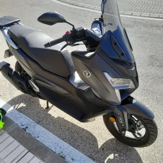 VOGE SR1 125cc Scooter Estreno!!!! 1100Km. Año2025