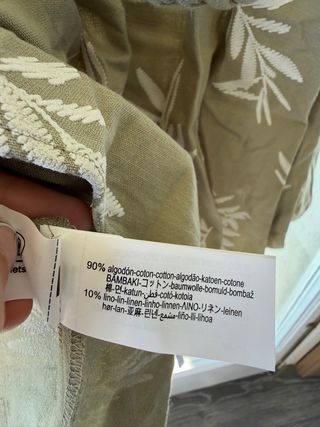 Vestido Zara verde militar estampado