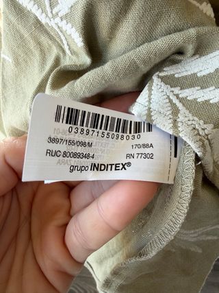 Vestido Zara verde militar estampado