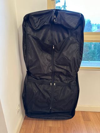 Maleta porta trajes TAKAWAY negra
