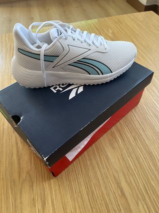 Zapatillas Reebok Blancas y Azules