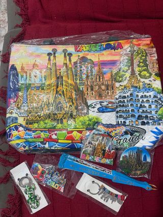 Lote Souvenirs Barcelona: Bolso, abanico, llaveros