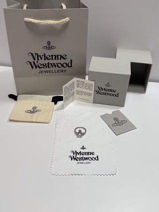 Anillo Vivienne Westwood Plata