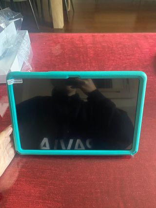 Tableta Android Negra y Verde