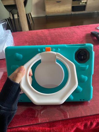 Tableta Android Negra y Verde