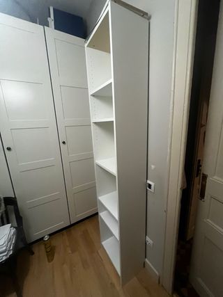 Estantería Billy IKEA estrecha blanca