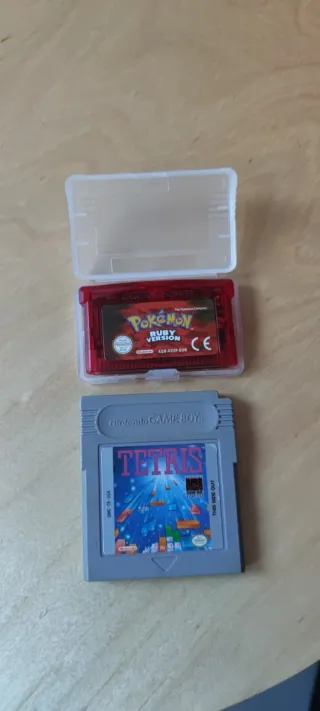 Juegos Game Boy: Pokémon Ruby y Tetris