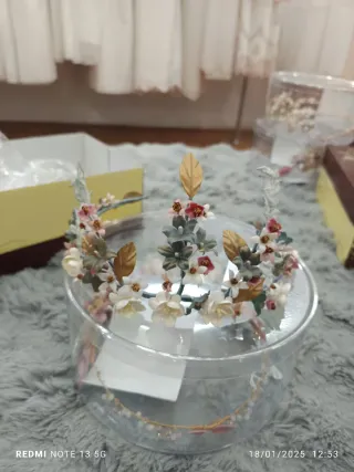 Tocados florales para comunión/boda