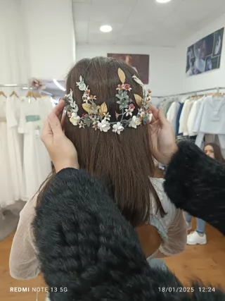 Tocados florales para comunión/boda