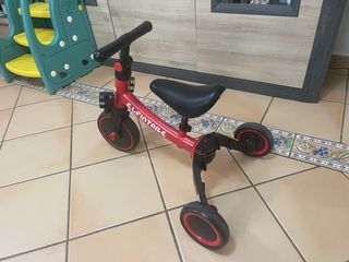 Bicicleta de aprendizaje Elfi Trike roja