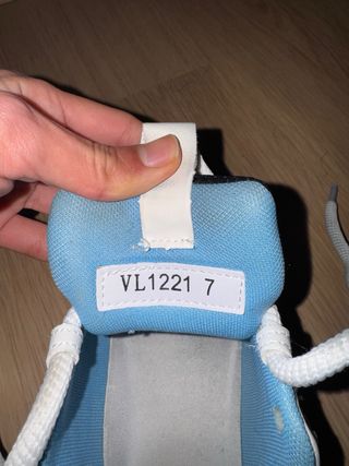 Zapatillas Louis Vuitton Trainer Blancas y Negras