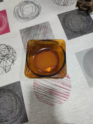 Cenicero Duralex ámbar