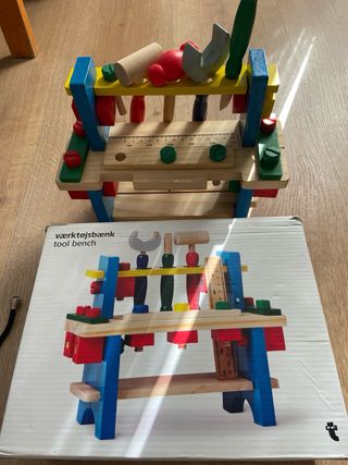 Banco de trabajo de madera para niños