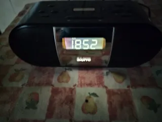 Radio Despertador SANYO DMP-P8