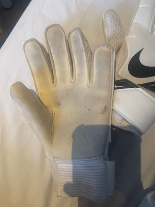 Guantes Portero Nike Talla 5 (8-9 años)