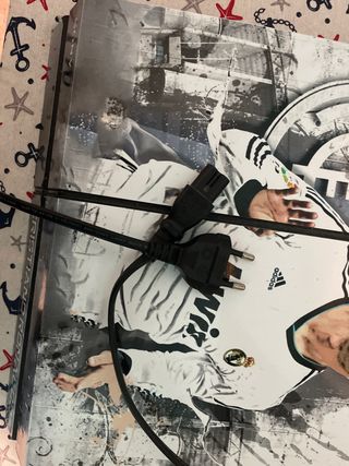 Ps4 de cristiano ronaldo a conjunto de bolante