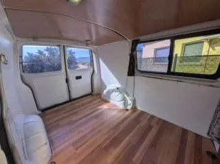 Volkswagen Transporter T5 2004