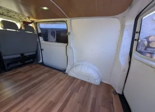 Volkswagen Transporter T5 2004