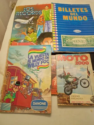 Colección Álbumes Cromos Coches, ET, Perro