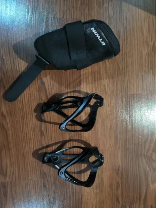 Porta bidones y porta herramientas Btwin