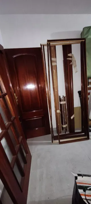 Puertas madera maciza sapelli. 4 puertas.