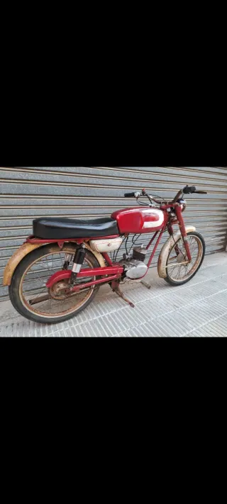 Ducati 48 TS Clásica