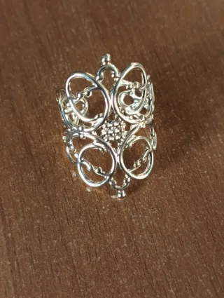 Anello gotico dorato regolabile