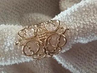 Anello gotico dorato regolabile