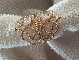 Anello gotico dorato regolabile