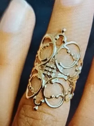 Anello gotico dorato regolabile