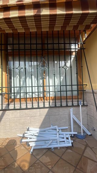 Reja de hierro forjado para ventana