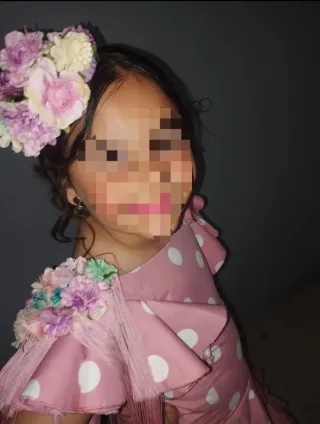 Traje de flamenca niña rosa lunares hecho a mano