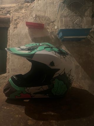 Casco de moto cross