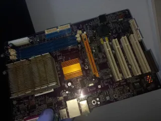 Piezas de ordenador antiguas