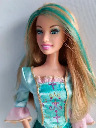 Barbie & The Three Musketeers Aramina 2009