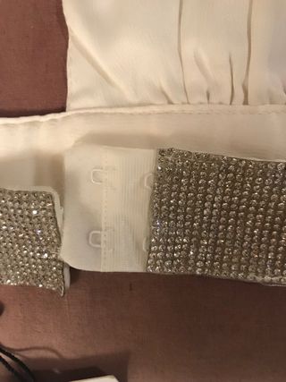 Top Zara Blanco con Detalles Plateados