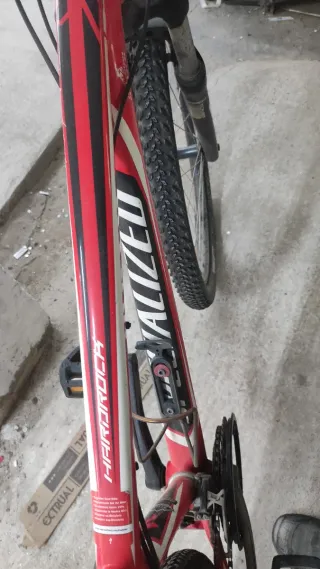 Bicicleta Montaña Roja y Verde